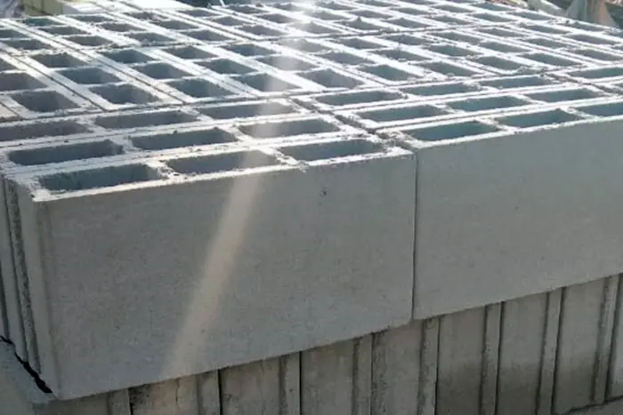 Blocos de concreto empilhados